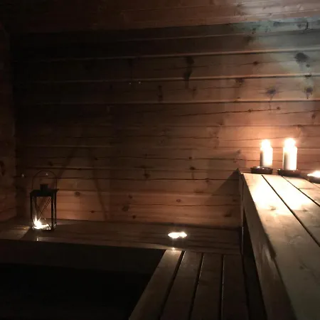 Vestvatn - Arctic Lodger